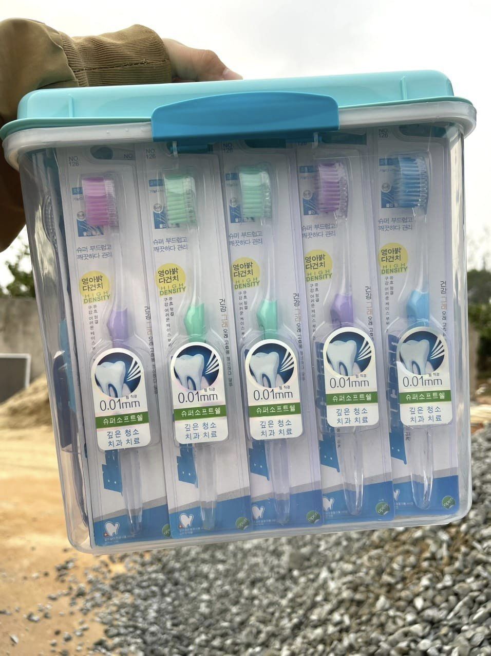 BÀN CHẢI ĐÁNH RĂNG XUẤT HÀN MÃ 126 